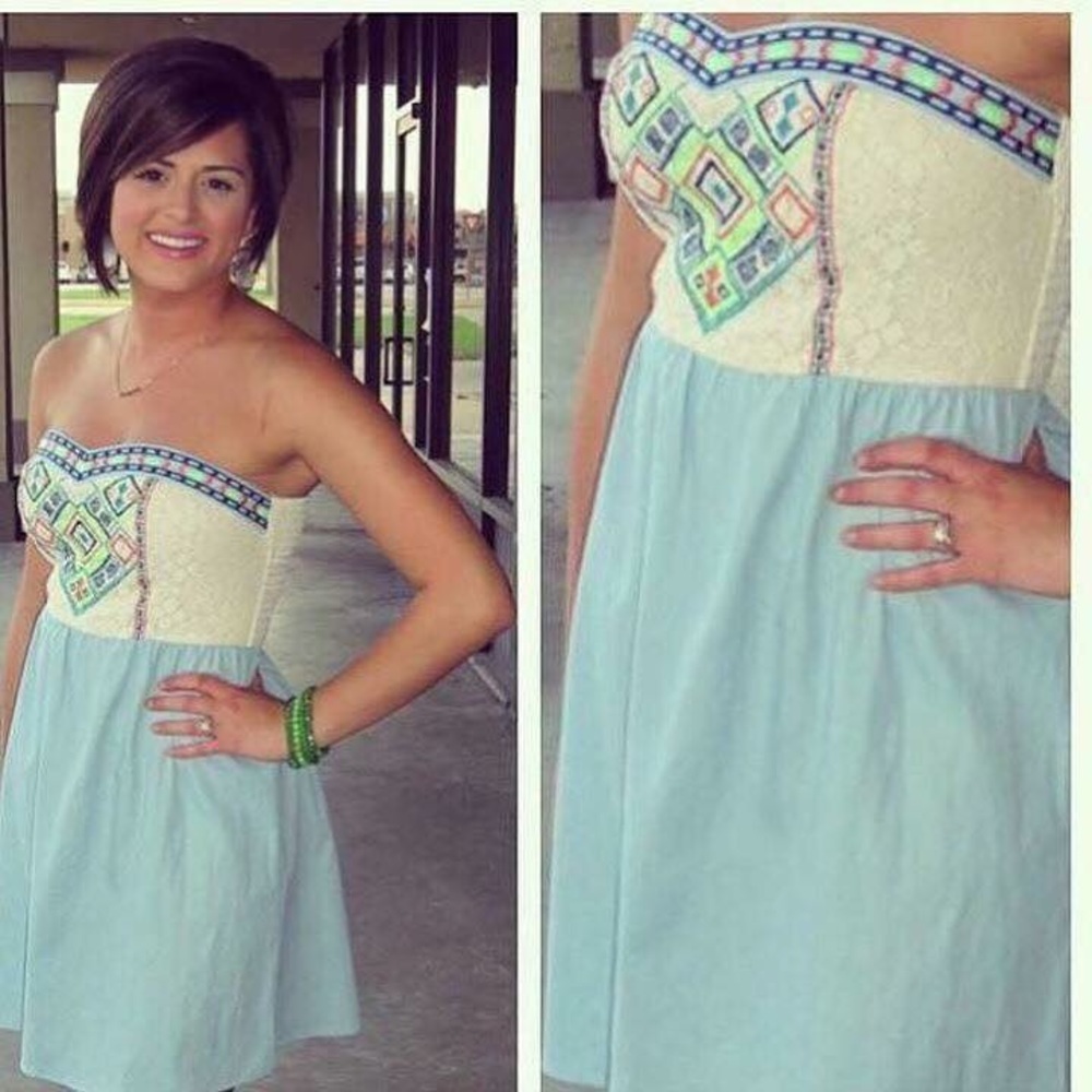 Strapless dress